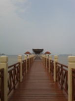 Jambatan untuk tengok selat Melaka